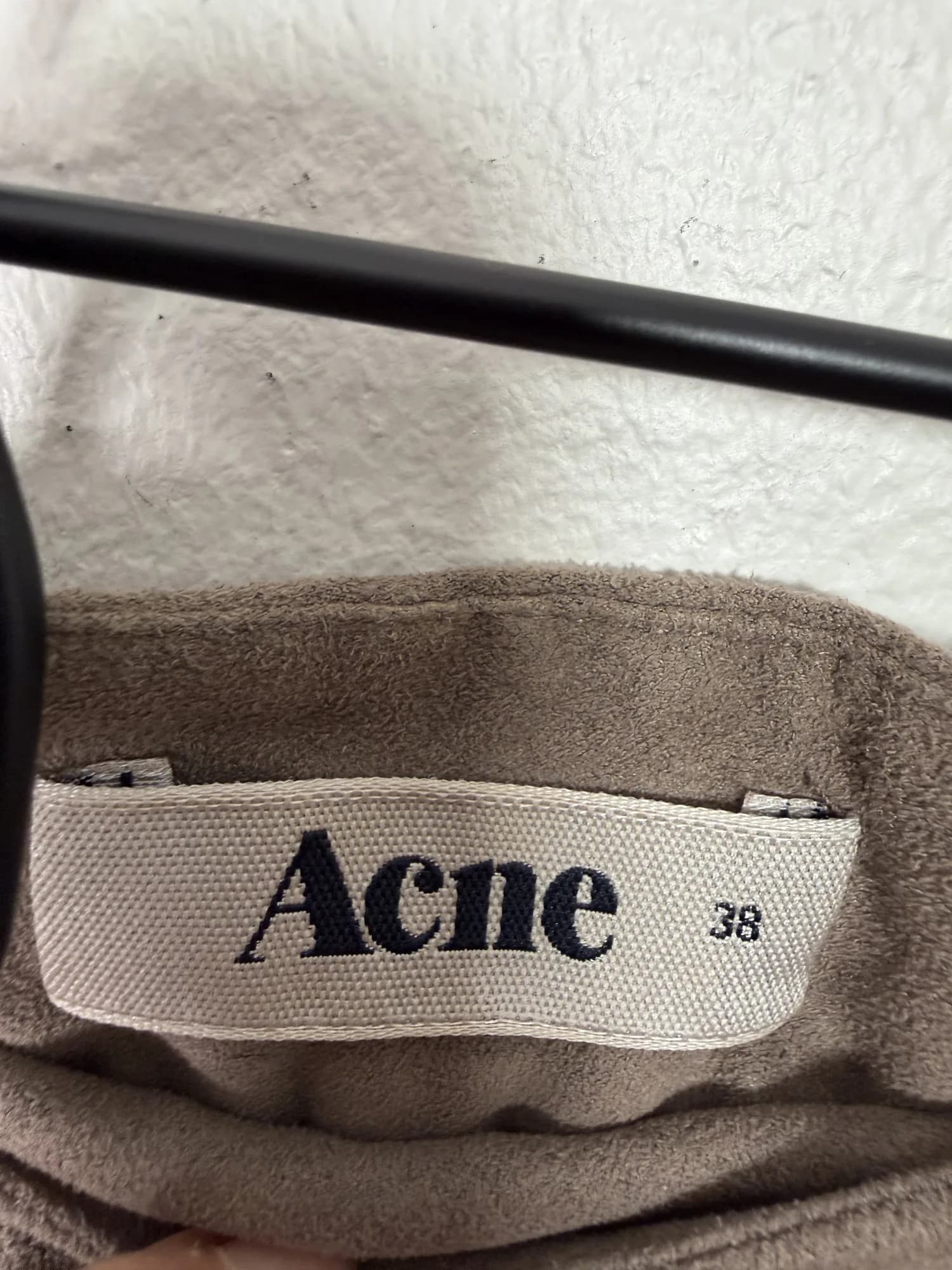 Acne-etiketten, storlek 38