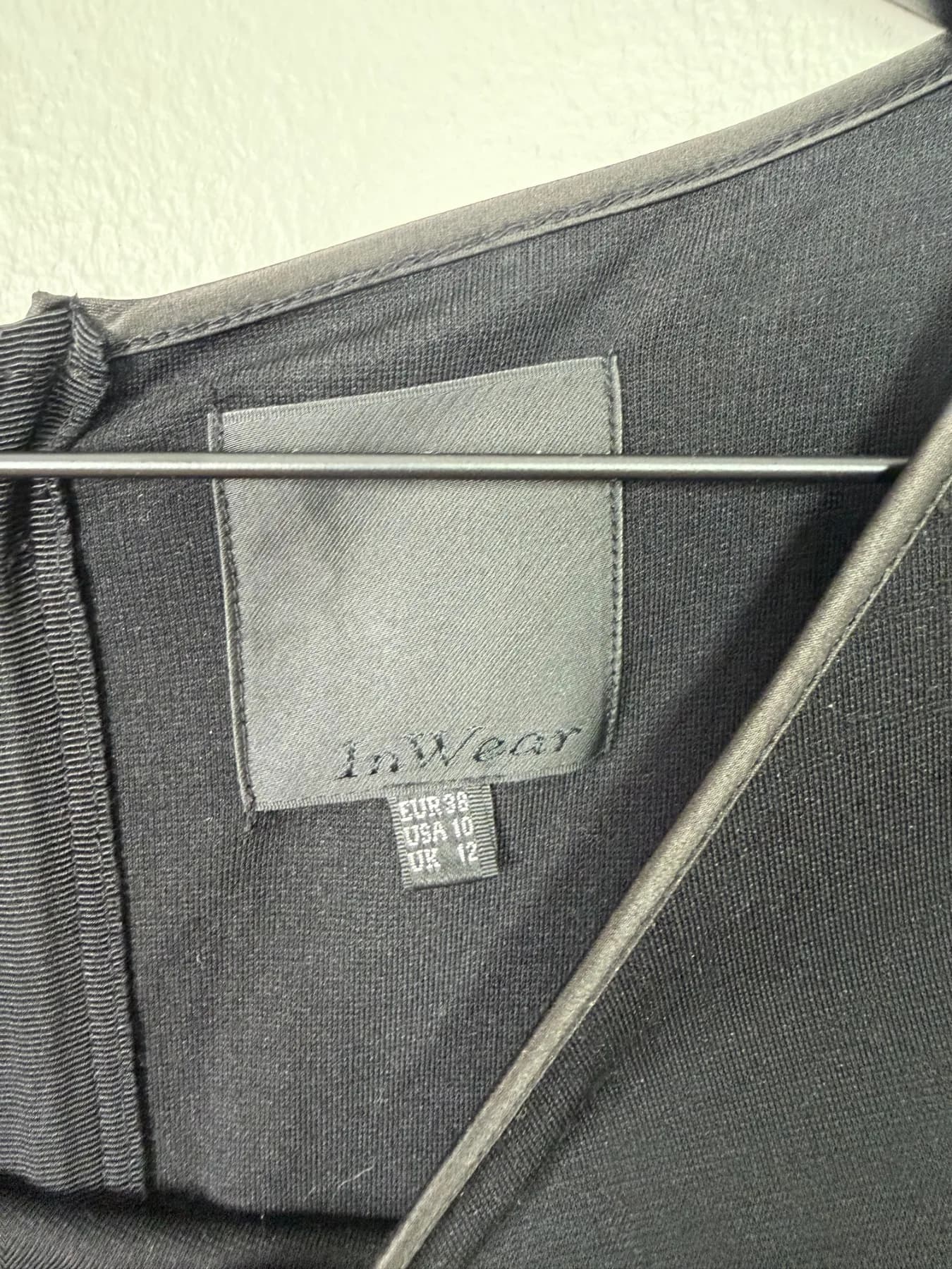 Etikett på insidan, EUR 38