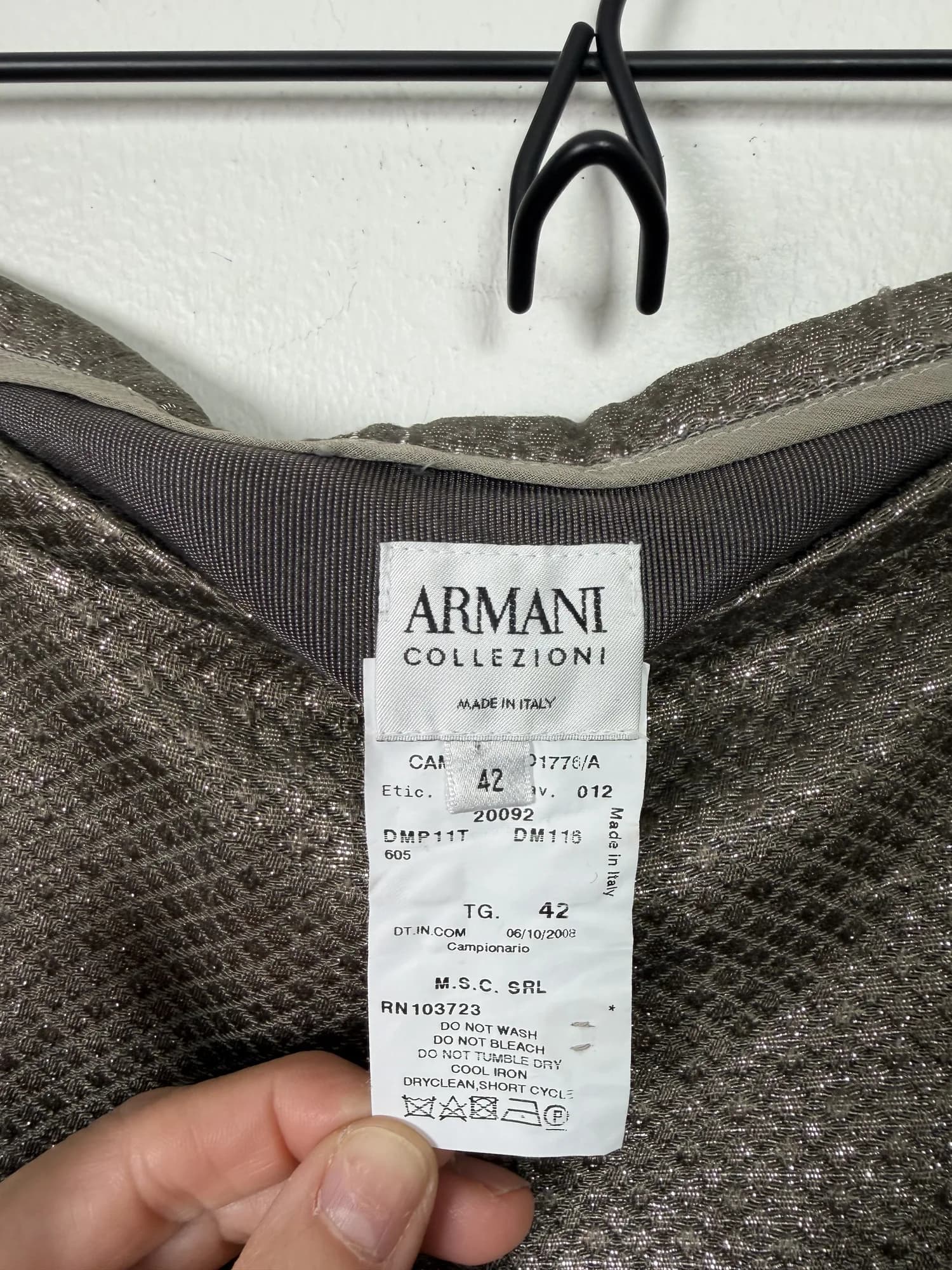 Armani Collezioni-etiketten, storlek 42