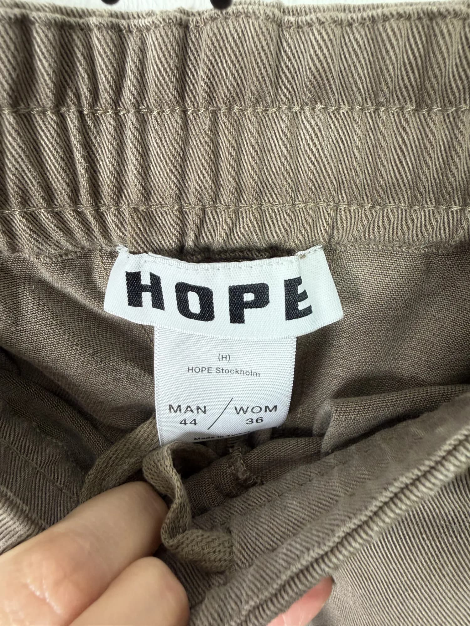 Hope-etiketten, dam 36 och herr 44